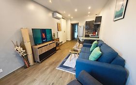 Paris Signature Guest Suite 1 by ST - Modern private apartment - Villa Suzanne